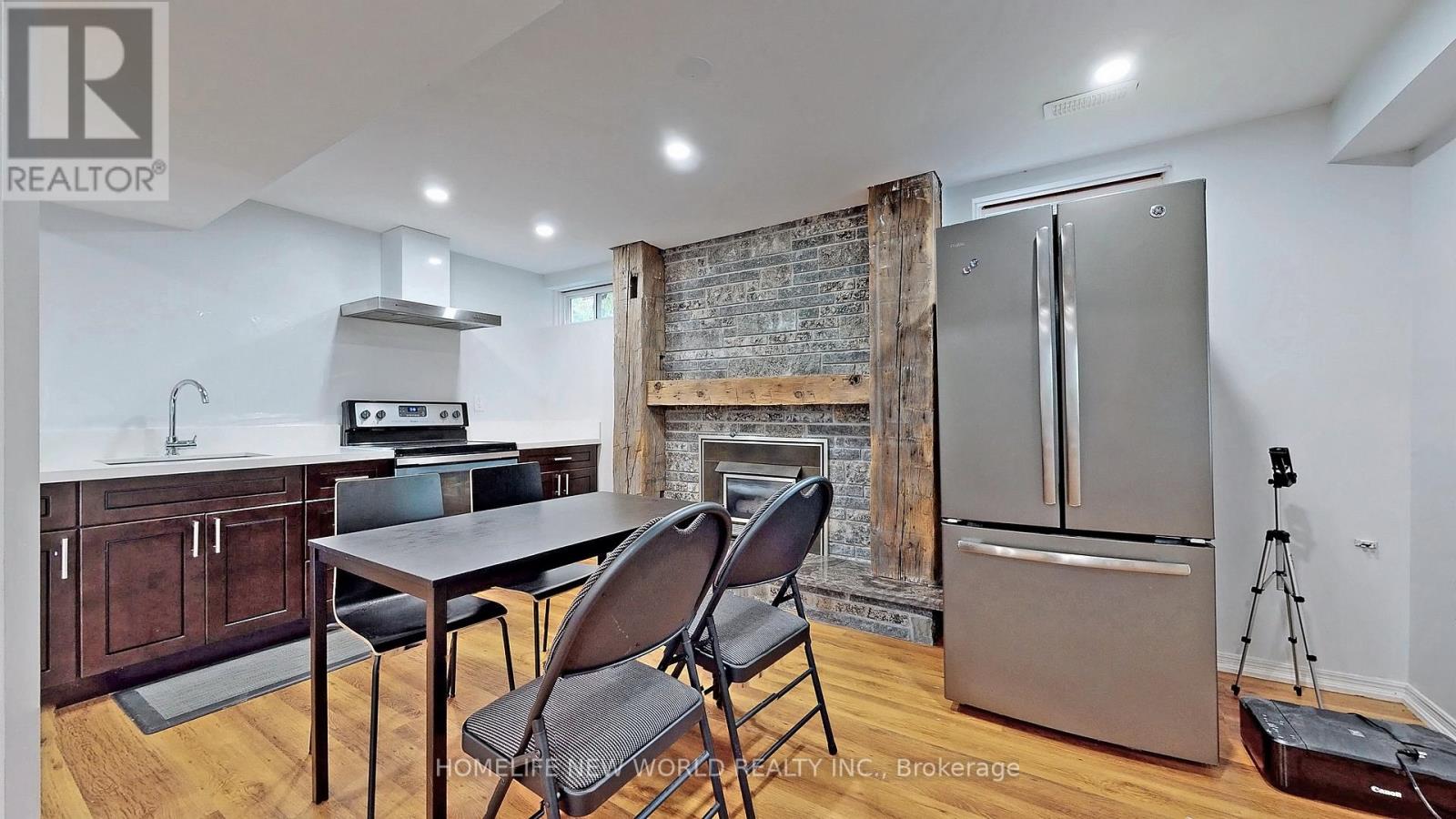 Lower - 3954 Selkirk Place, Mississauga, Ontario  L5L 3L5 - Photo 5 - W13166974
