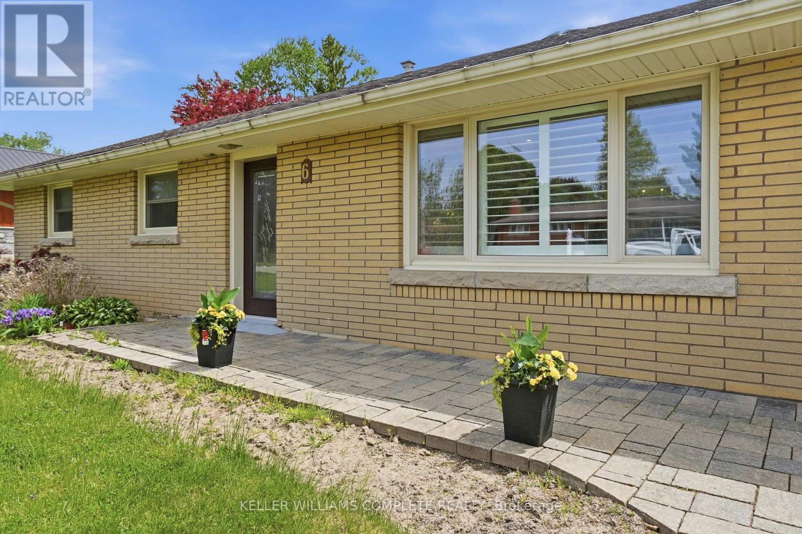 6 Stewart Drive, Brant, Ontario N0E 1A0 - Photo 2 - X13166960