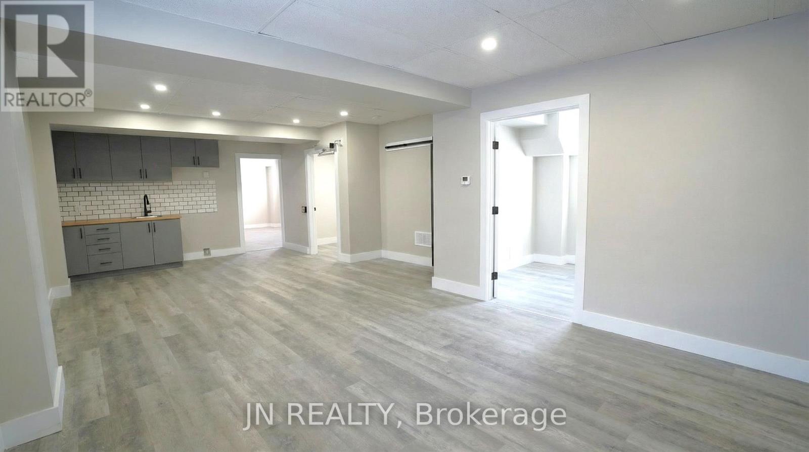Unit 1 - 39 Shade Street, Cambridge, Ontario  N1R 4J6 - Photo 3 - X13166982