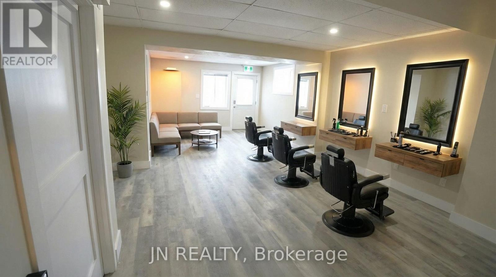 Unit 1 - 39 Shade Street, Cambridge, Ontario  N1R 4J6 - Photo 8 - X13166982