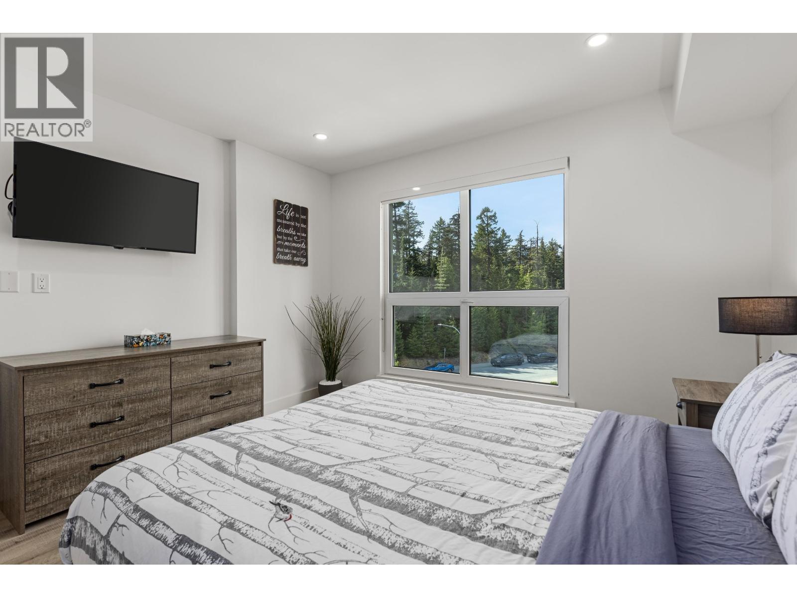 310 4557 Blackcomb Way, Whistler, British Columbia  V8E 0Y2 - Photo 15 - R3127211