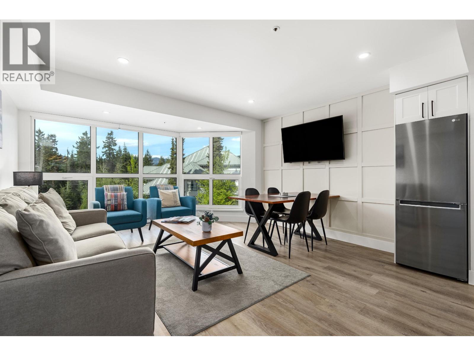 310 4557 Blackcomb Way, Whistler, British Columbia  V8E 0Y2 - Photo 2 - R3127211