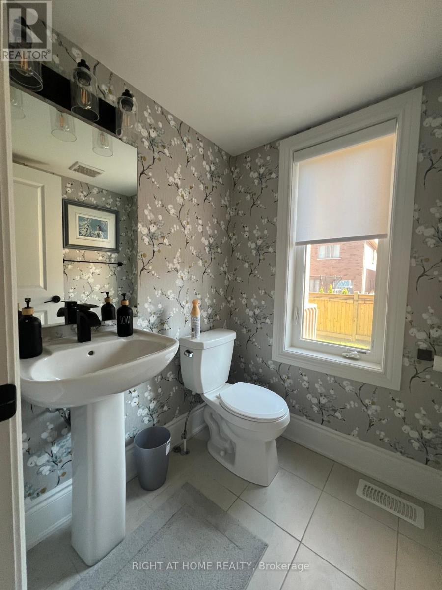 111 Bavin Street, Clarington, Ontario L1C 7H5 - Photo 5 - E13166990