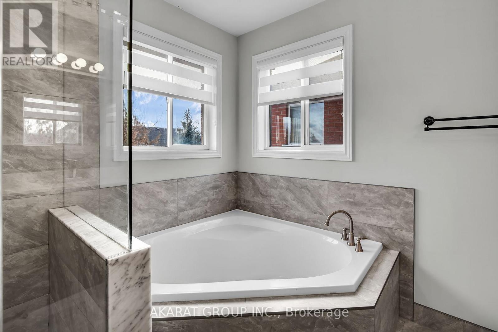 2365 Bankside Drive, Mississauga, Ontario L5M 6E3 - Photo 24 - W13166988