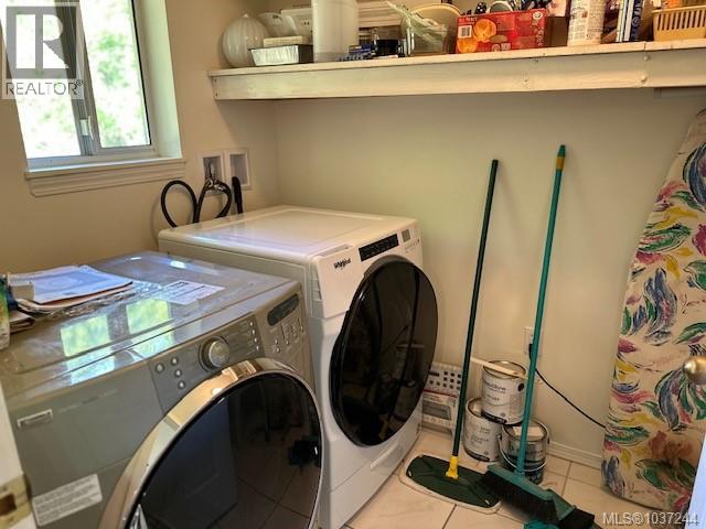 1825 Lackehaven Dr, Gabriola Island, British Columbia  V0R 1X6 - Photo 12 - 1037244