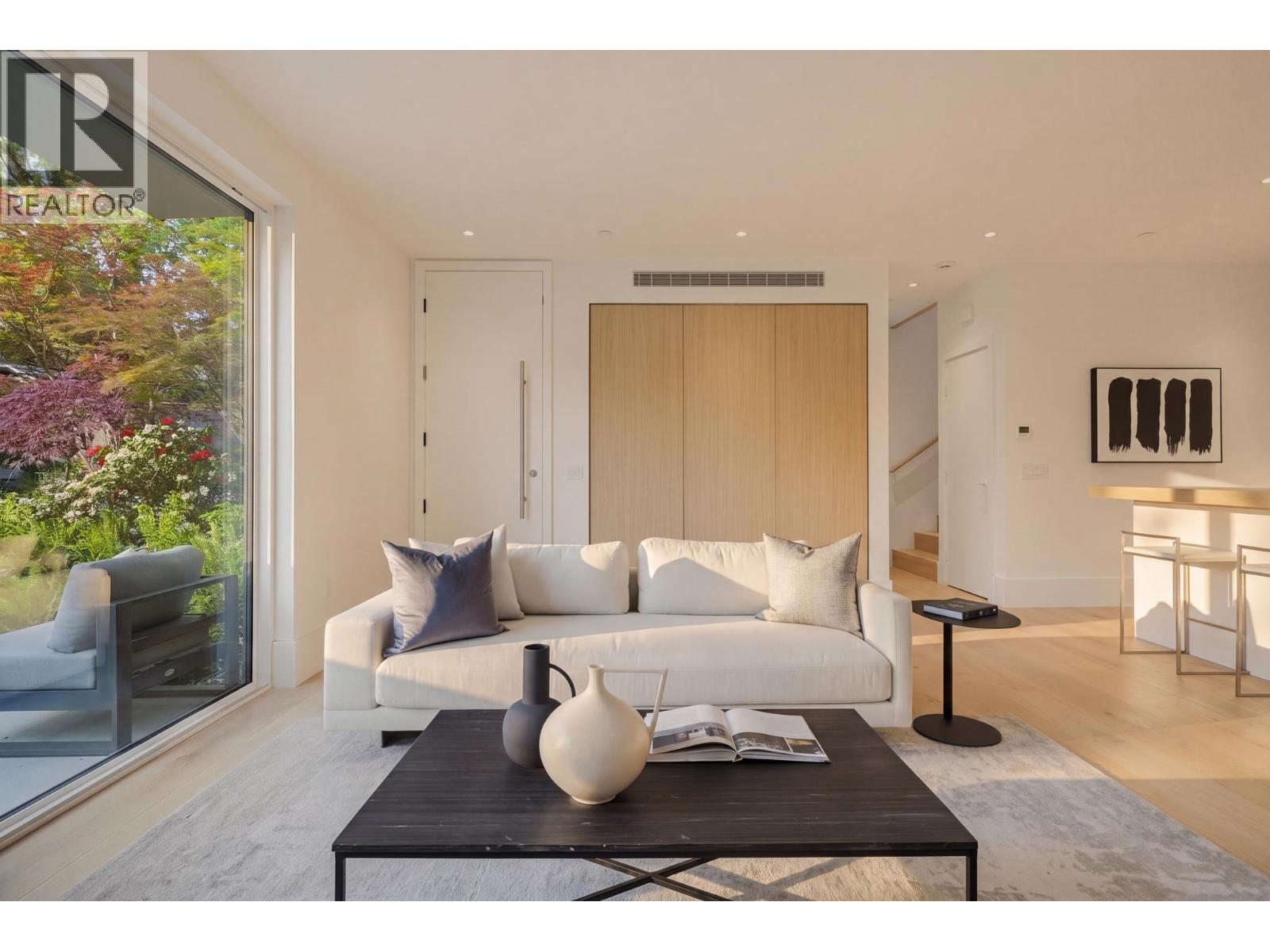2 2830 Musqueamview Street, Vancouver, British Columbia  V6K 2R9 - Photo 11 - R3126422