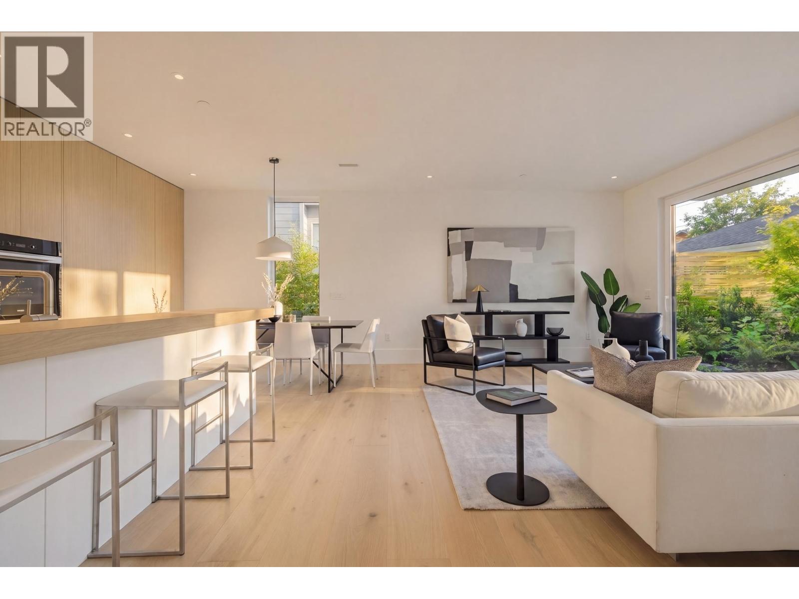 2 2830 Musqueamview Street, Vancouver, British Columbia  V6K 2R9 - Photo 7 - R3126422