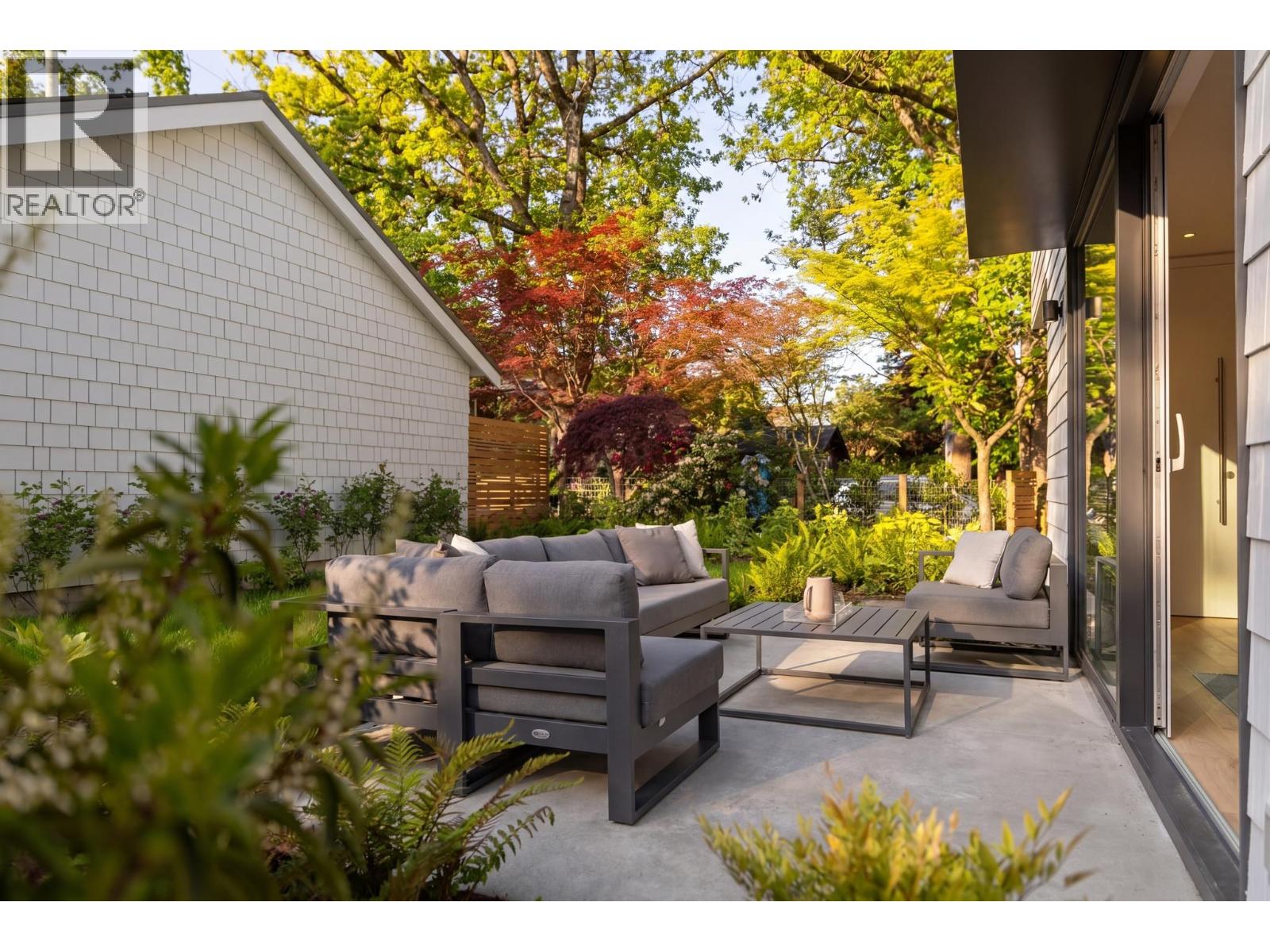 2 2830 Musqueamview Street, Vancouver, British Columbia  V6K 2R9 - Photo 31 - R3126422