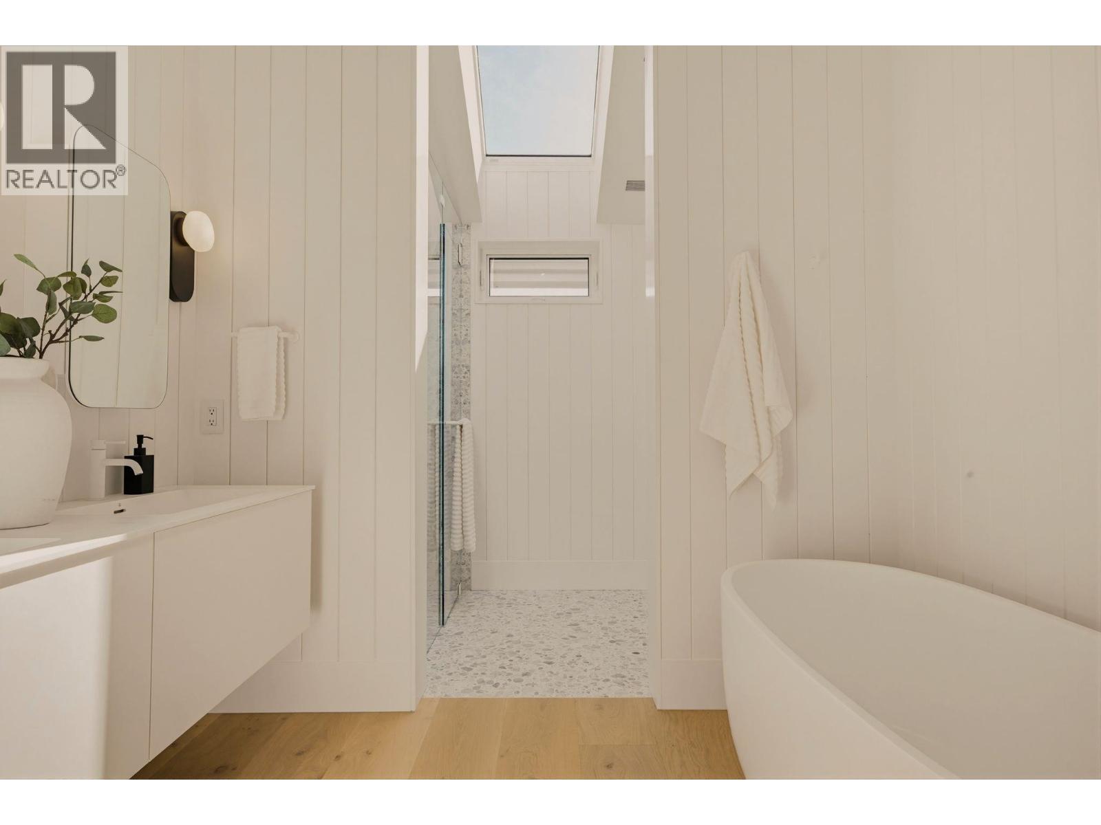 2 2830 Musqueamview Street, Vancouver, British Columbia  V6K 2R9 - Photo 28 - R3126422