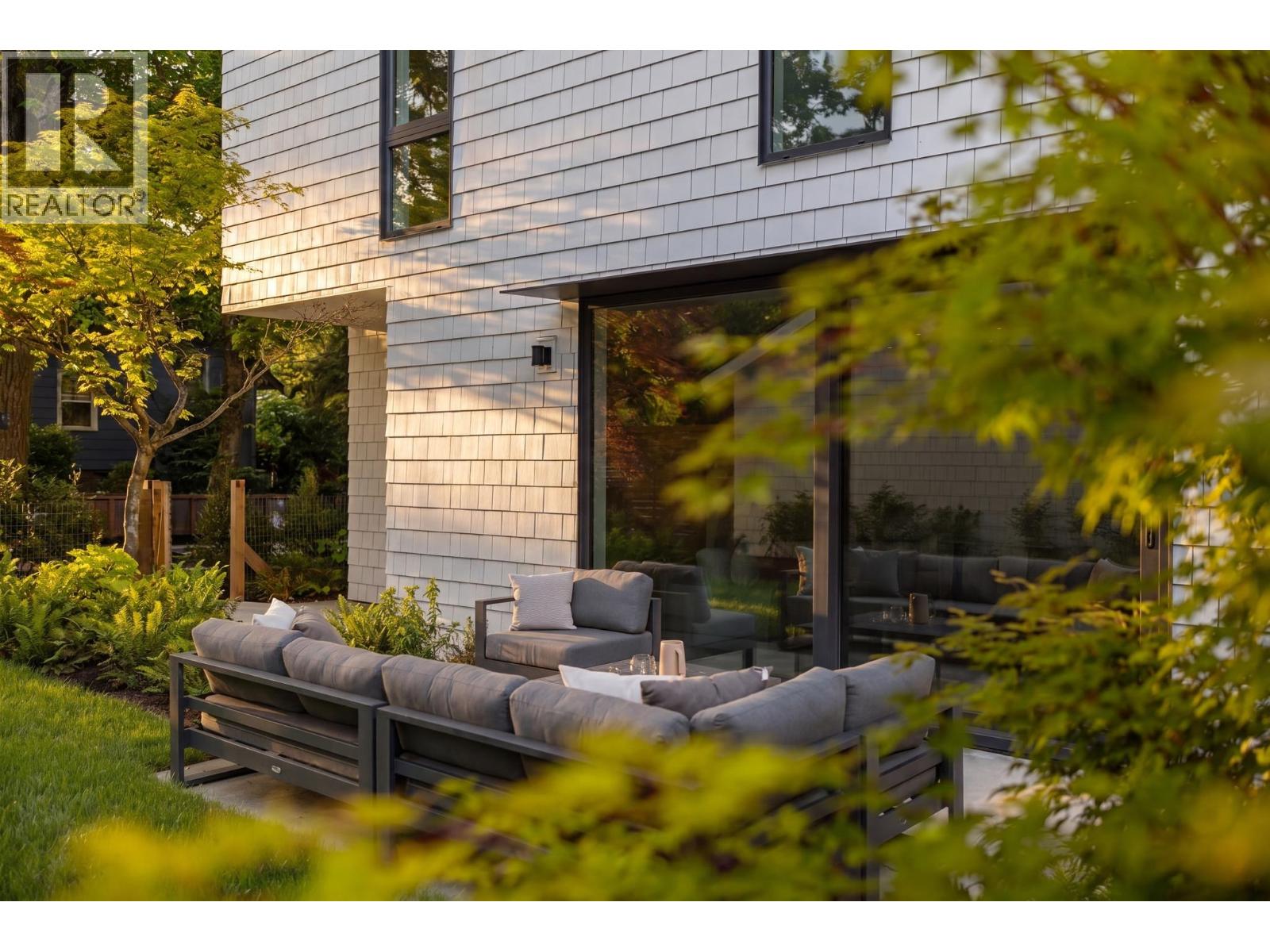 2 2830 Musqueamview Street, Vancouver, British Columbia  V6K 2R9 - Photo 34 - R3126422