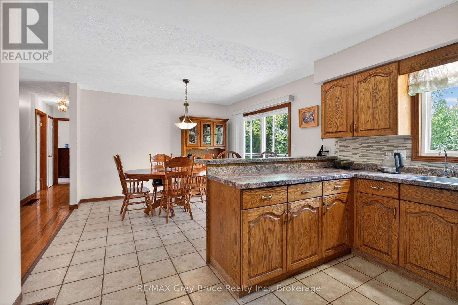 259106 Sarawak Keppel Townline W, Georgian Bluffs, Ontario  N0H 1S0 - Photo 24 - X13167000
