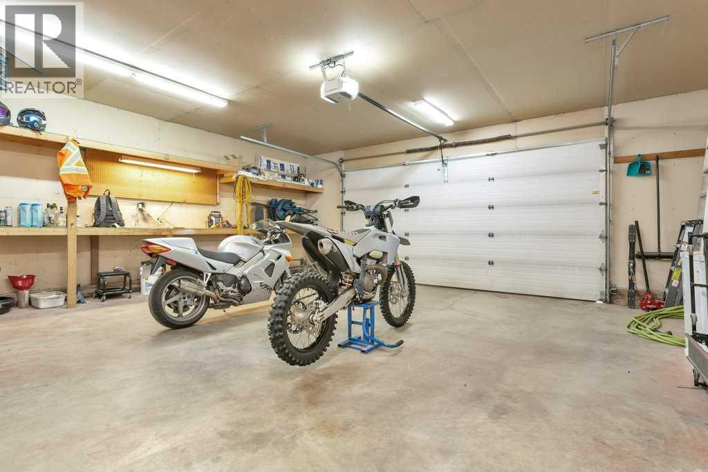 50 Westwood Crescent, Sylvan Lake, Alberta  T4S 1V8 - Photo 34 - A2314196