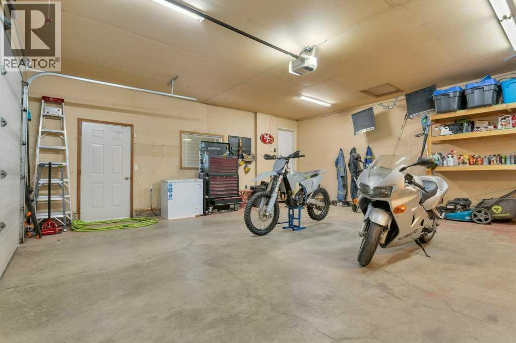 50 Westwood Crescent, Sylvan Lake, Alberta  T4S 1V8 - Photo 35 - A2314196