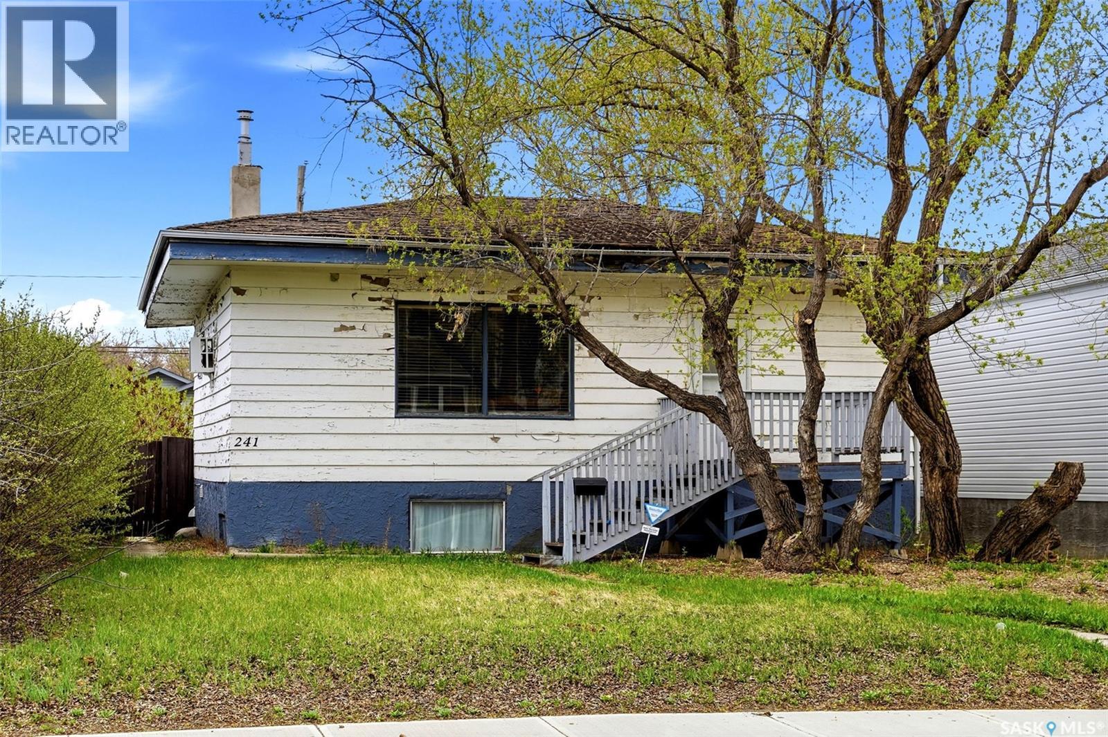 241 St John Street, Regina, Saskatchewan  S4R 1P8 - Photo 2 - SK035839
