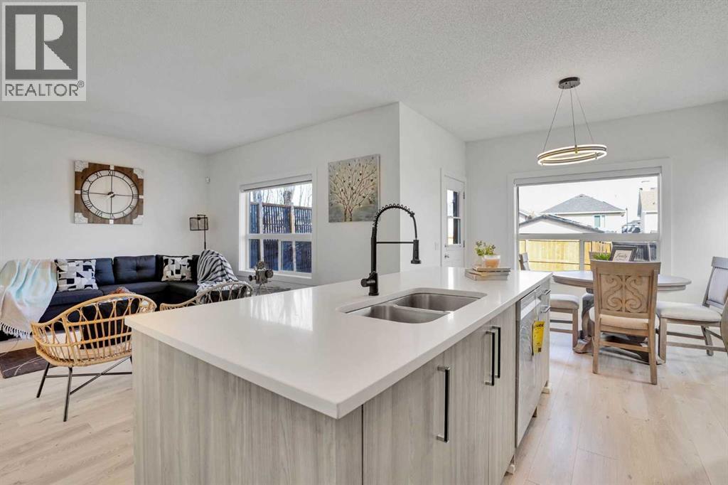 92 Prestwick Heath SE, Calgary, Alberta  T2Z 4E4 - Photo 11 - A2300840