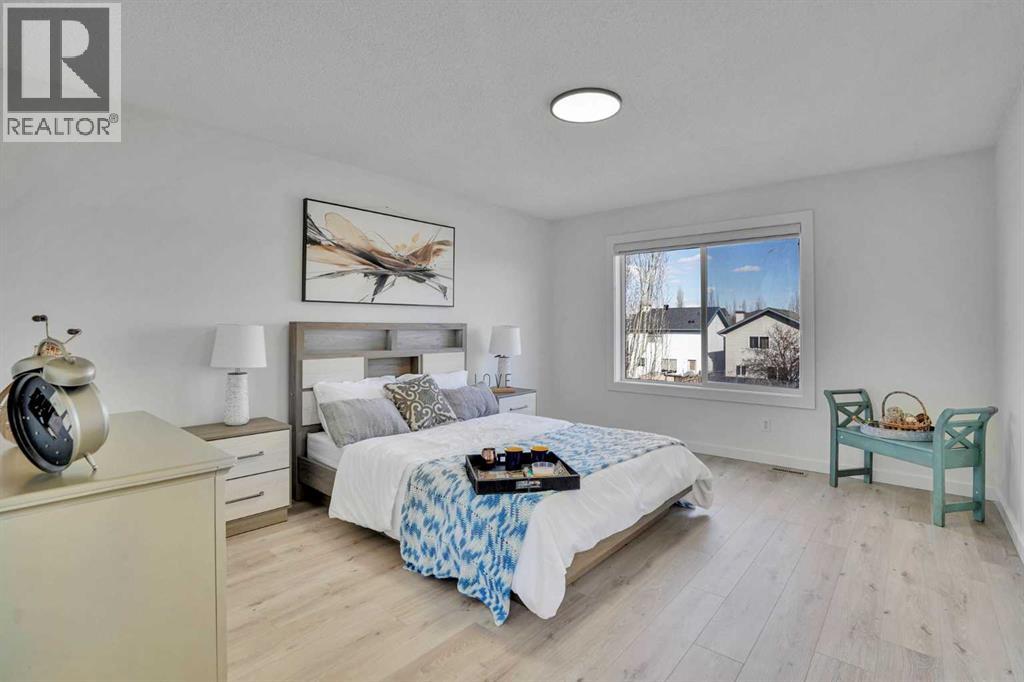 92 Prestwick Heath SE, Calgary, Alberta  T2Z 4E4 - Photo 18 - A2300840