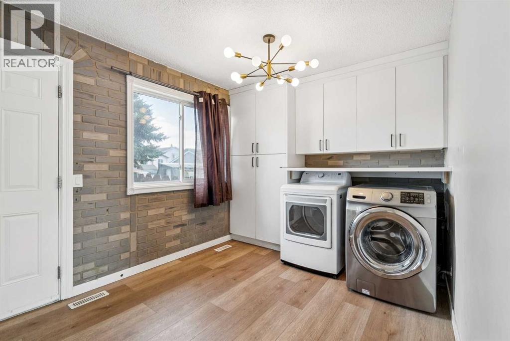 367 Martinbrook Place NE, Calgary, Alberta  T3J 3E3 - Photo 7 - A2311747