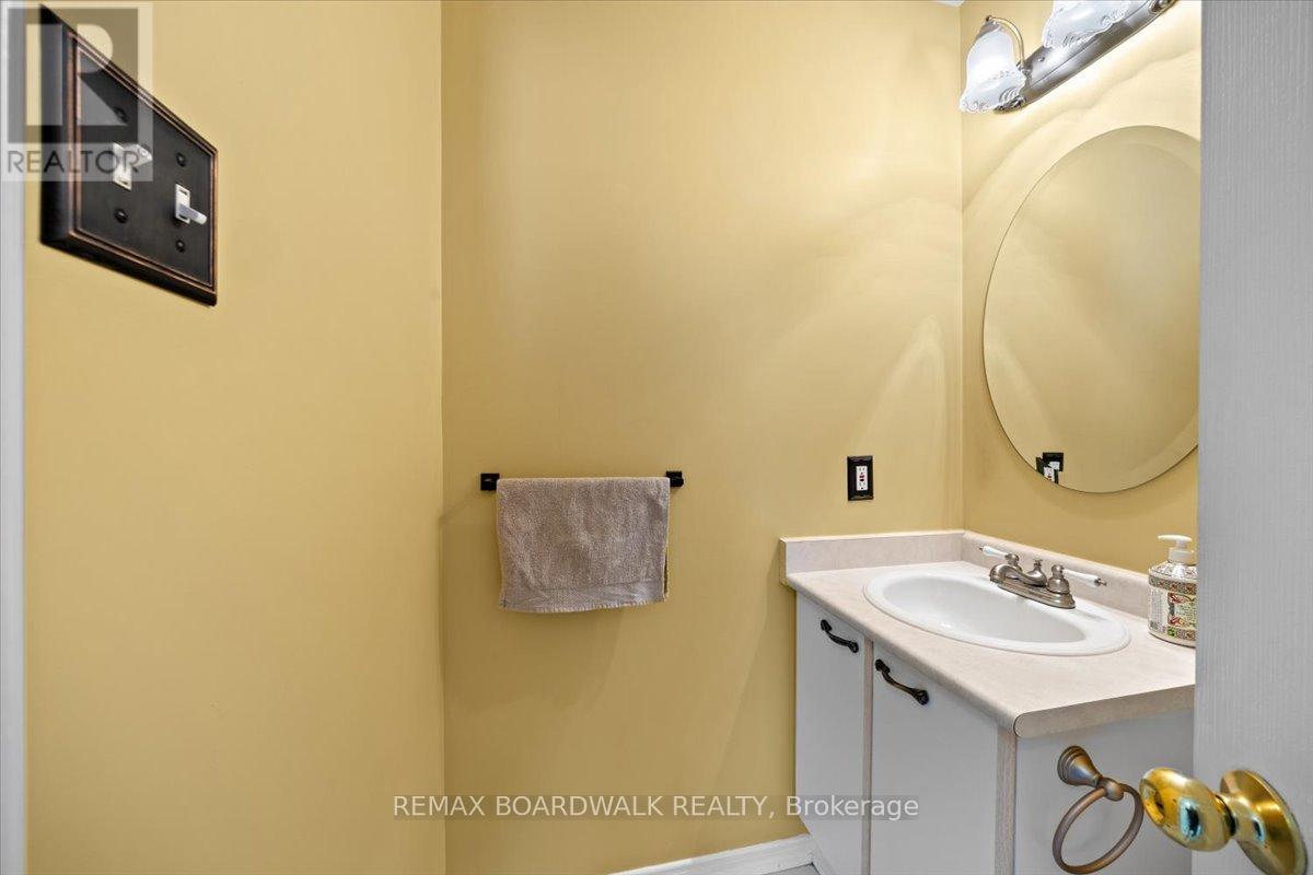 155 Crampton Drive, Carleton Place, Ontario  K7C 4P5 - Photo 7 - X13167028