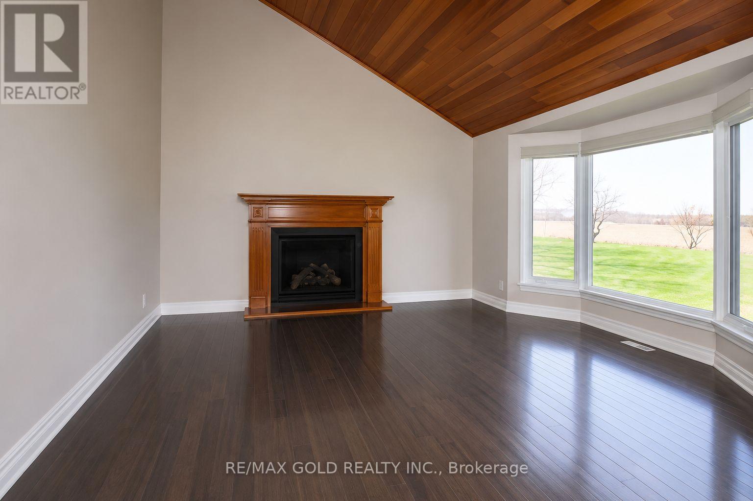 14611 Bramalea Road, Caledon, Ontario  L7C 2R5 - Photo 4 - W12981502