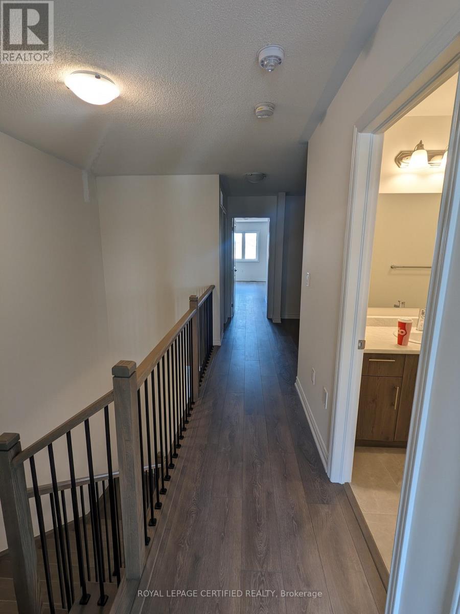85 Greer Street, Barrie, Ontario L9J 0R6 - Photo 13 - S13167024