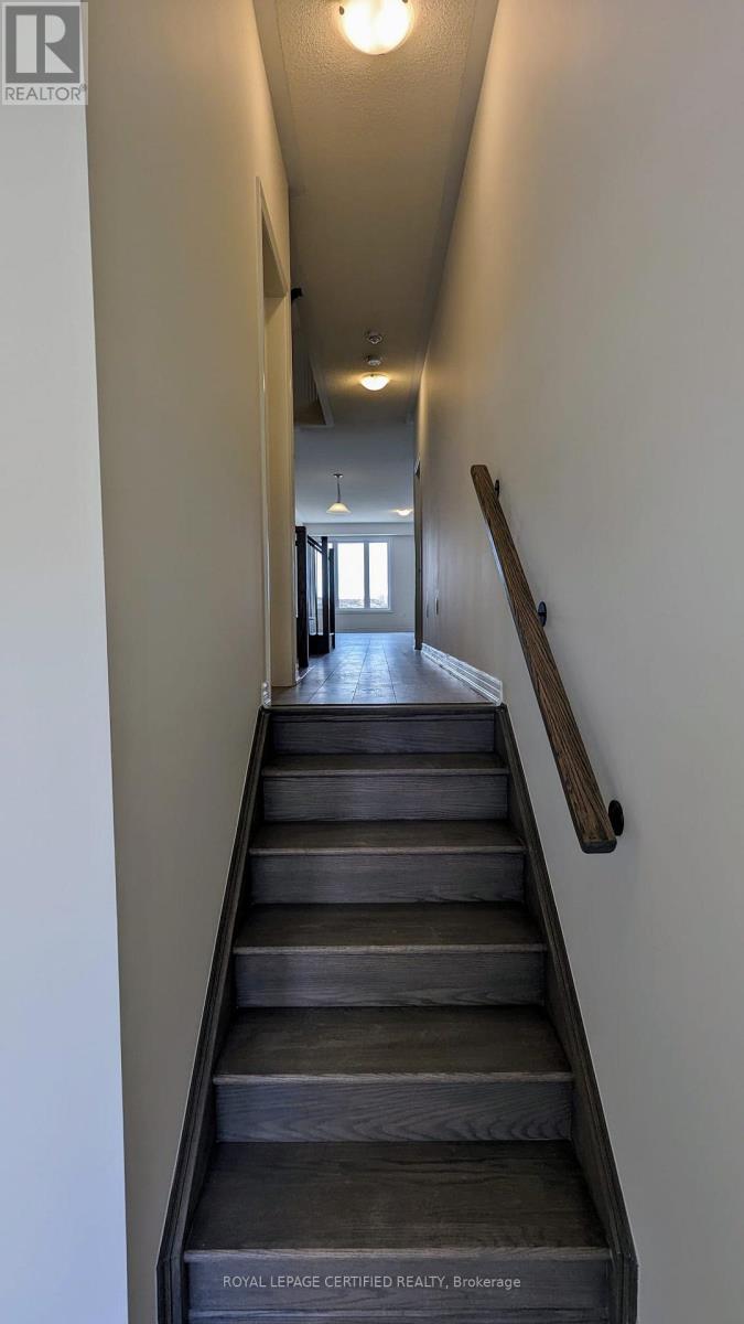 85 Greer Street, Barrie, Ontario L9J 0R6 - Photo 4 - S13167024