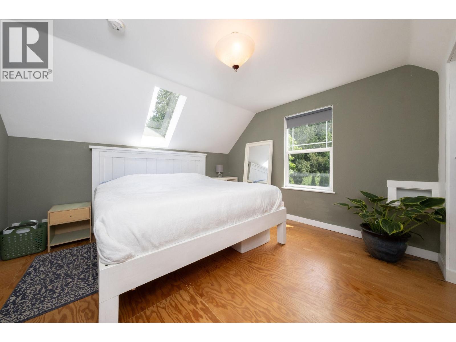 1075 Gladwin Drive, North Vancouver, British Columbia  V7R 1A1 - Photo 22 - R3121554