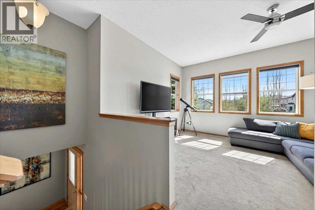 152 Chapman Close SE, Calgary, Alberta  T2X 3V7 - Photo 8 - A2312861