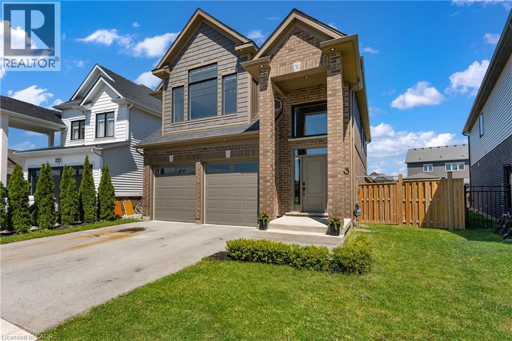 153 Susan Drive, Fonthill, Ontario  L3E 0B2 - Photo 2 - 40832627