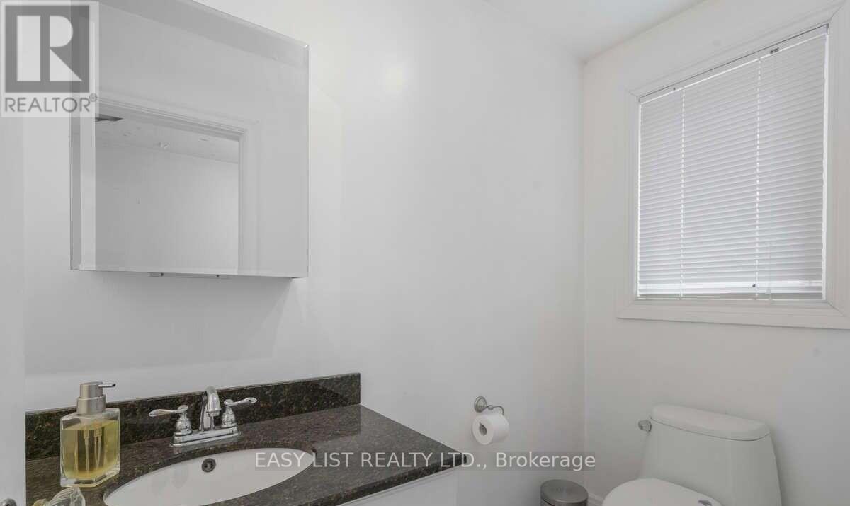 41 Churchill Avenue, Toronto, Ontario  M2N 1Y6 - Photo 2 - C13167042
