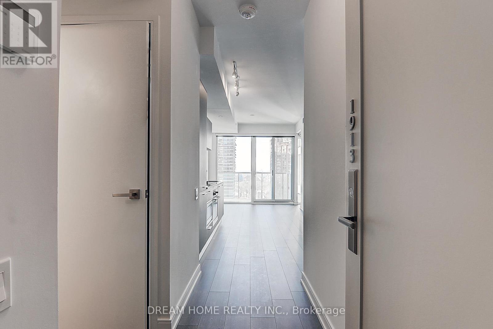 1913 - 3 Gloucester Street, Toronto, Ontario  M4Y 0C6 - Photo 3 - C13167052