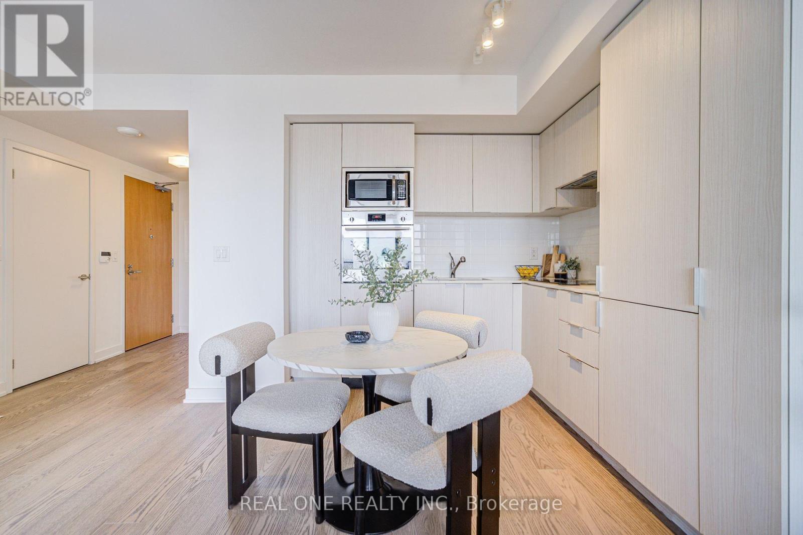 5407 - 11 Wellesley Street W, Toronto, Ontario  M4Y 0G4 - Photo 13 - C13167066