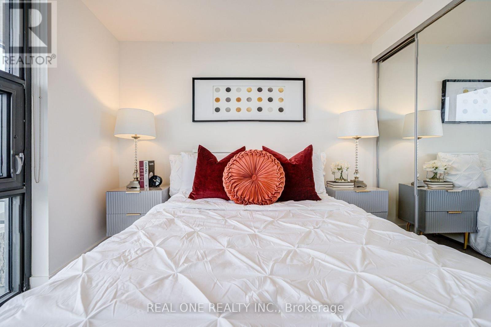 5407 - 11 Wellesley Street W, Toronto, Ontario  M4Y 0G4 - Photo 22 - C13167066