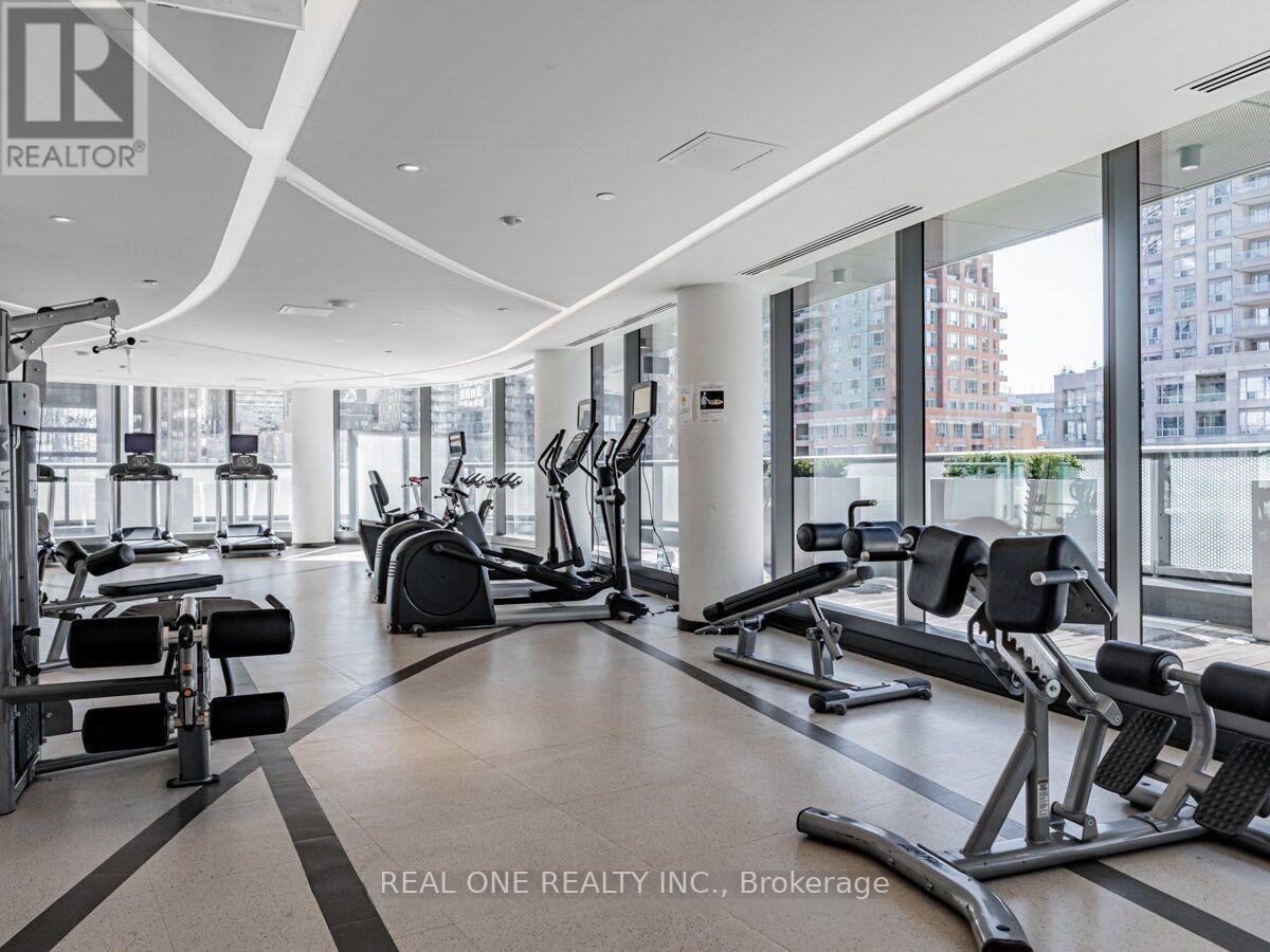 5407 - 11 Wellesley Street W, Toronto, Ontario  M4Y 0G4 - Photo 31 - C13167066