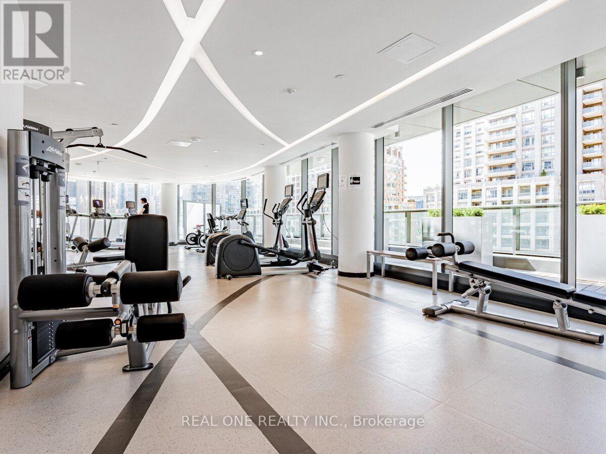 5407 - 11 Wellesley Street W, Toronto, Ontario  M4Y 0G4 - Photo 32 - C13167066