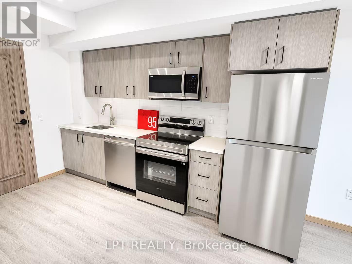 B619 - 3429 Sheppard Avenue E, Toronto, Ontario  M1T 3K5 - Photo 2 - E13167056