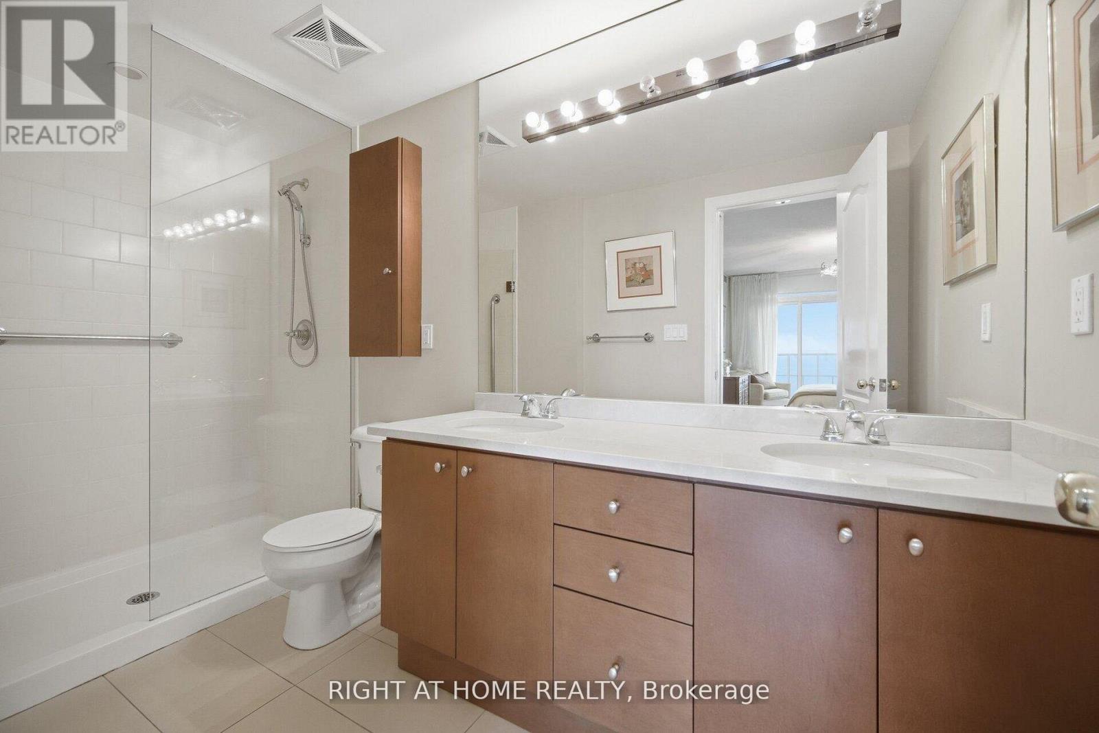 1010 - 88 Promenade Circle, Vaughan, Ontario  L4J 9A4 - Photo 27 - N13167058
