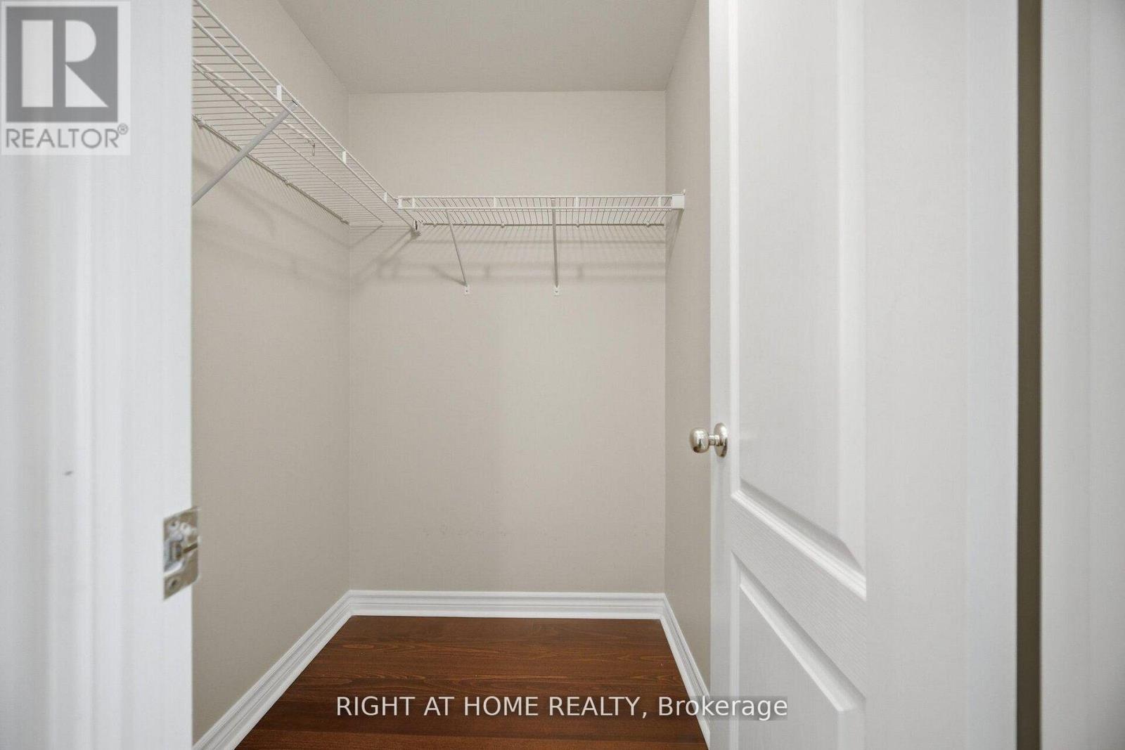 1010 - 88 Promenade Circle, Vaughan, Ontario  L4J 9A4 - Photo 28 - N13167058
