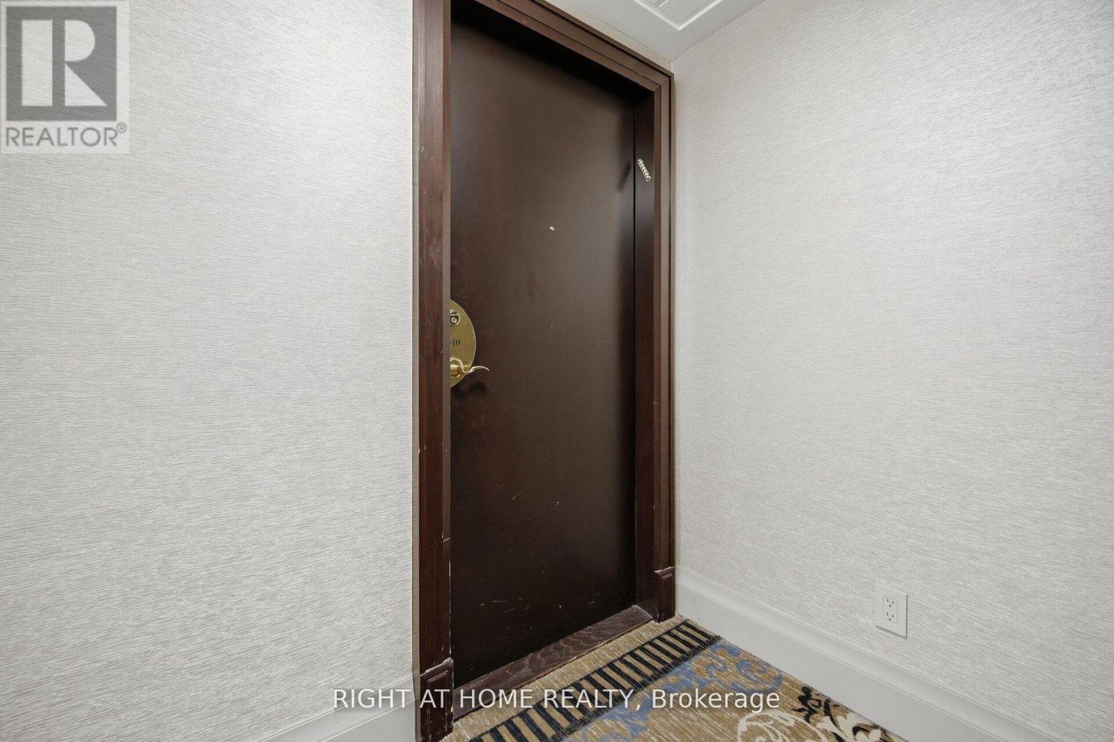 1010 - 88 Promenade Circle, Vaughan, Ontario  L4J 9A4 - Photo 5 - N13167058