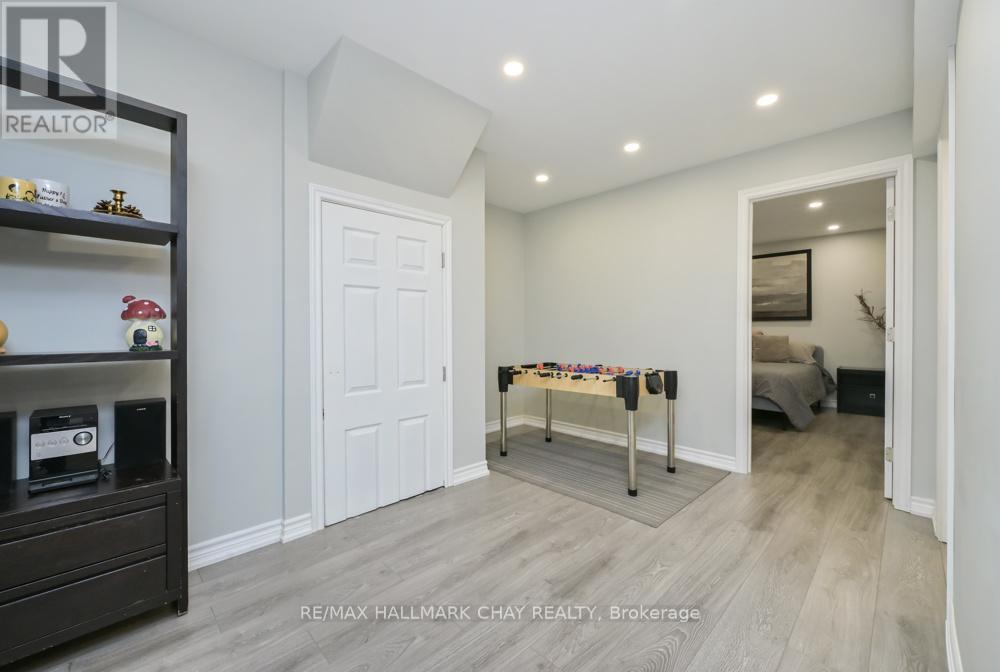 1846 Lamstone Street, Innisfil, Ontario  L9S 4Z8 - Photo 27 - N13167072
