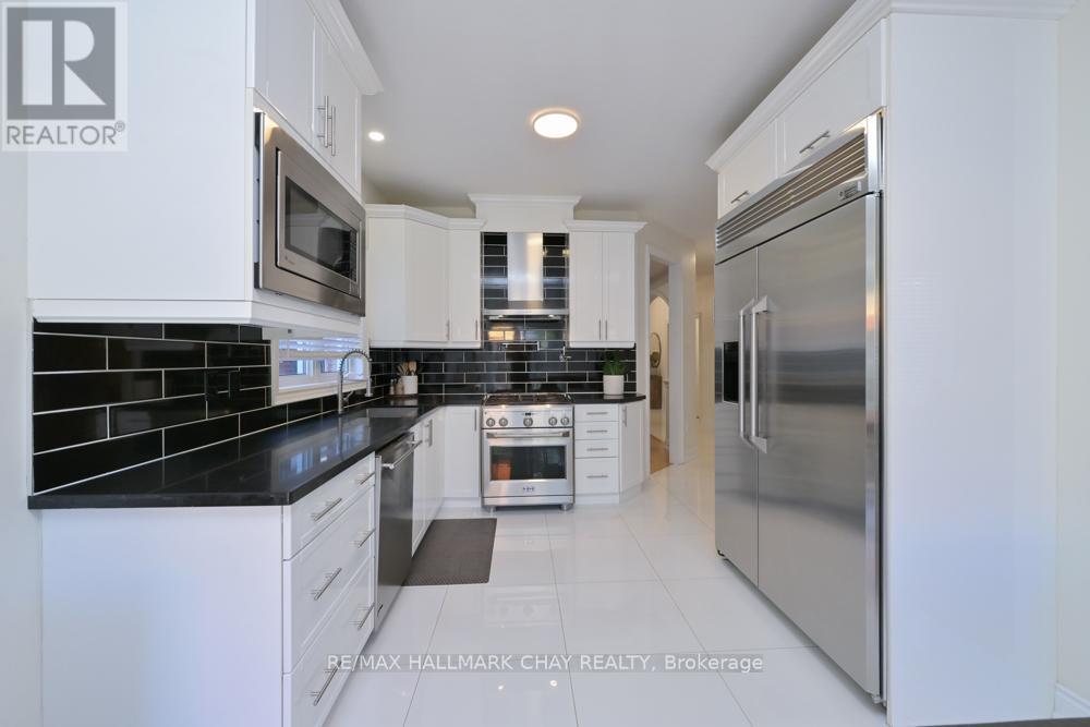 1846 Lamstone Street, Innisfil, Ontario  L9S 4Z8 - Photo 6 - N13167072