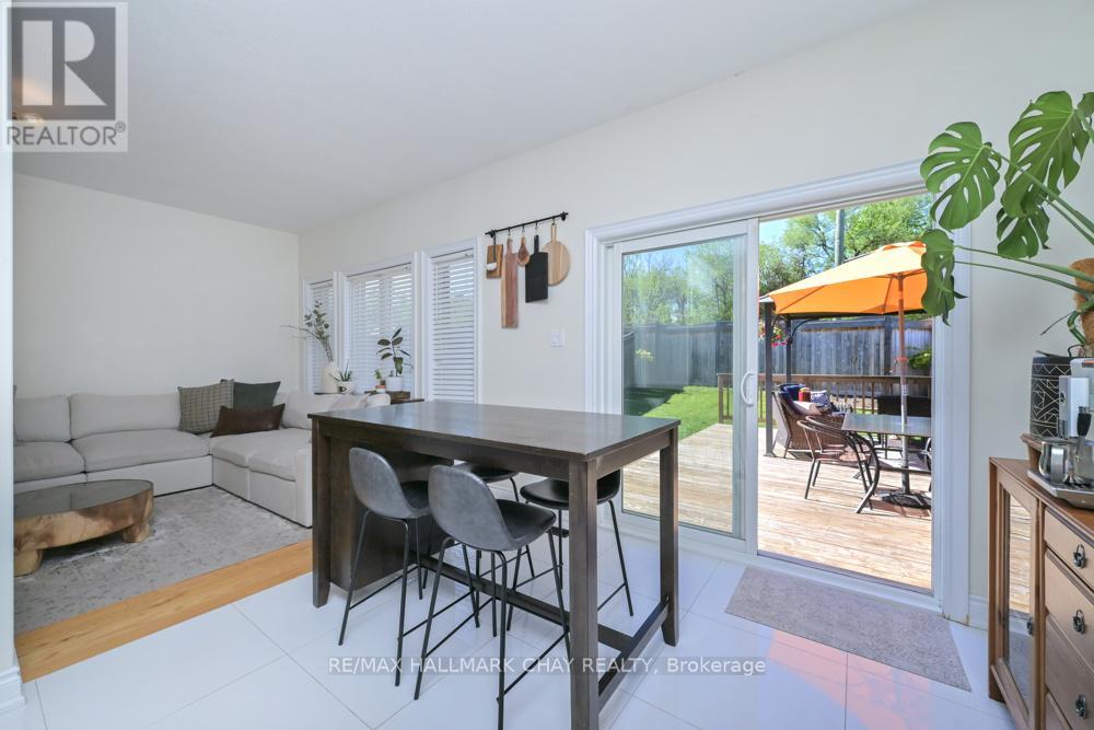 1846 Lamstone Street, Innisfil, Ontario  L9S 4Z8 - Photo 8 - N13167072