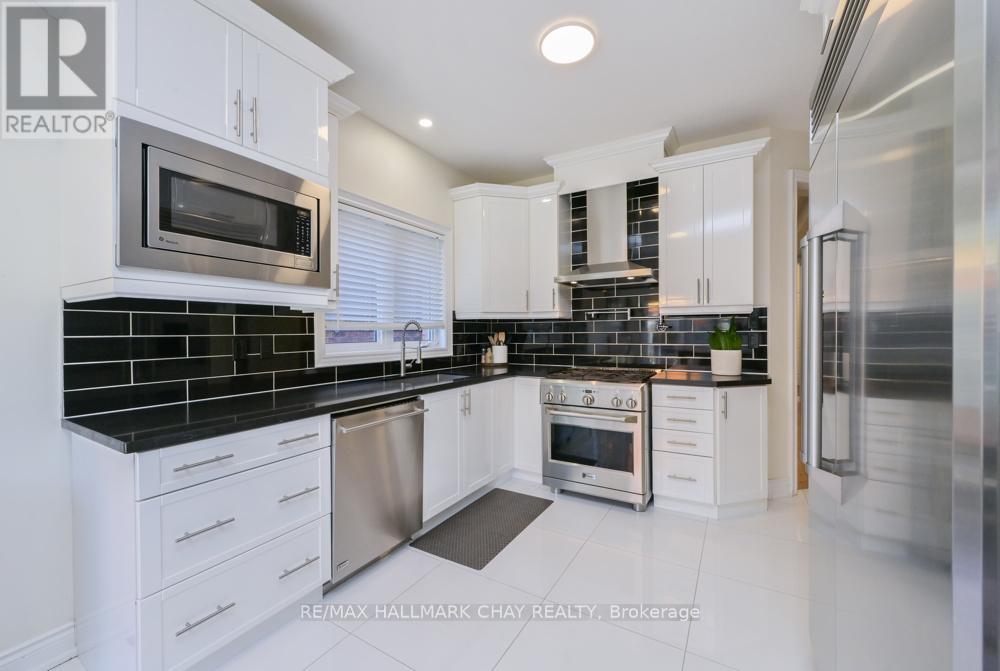 1846 Lamstone Street, Innisfil, Ontario  L9S 4Z8 - Photo 9 - N13167072