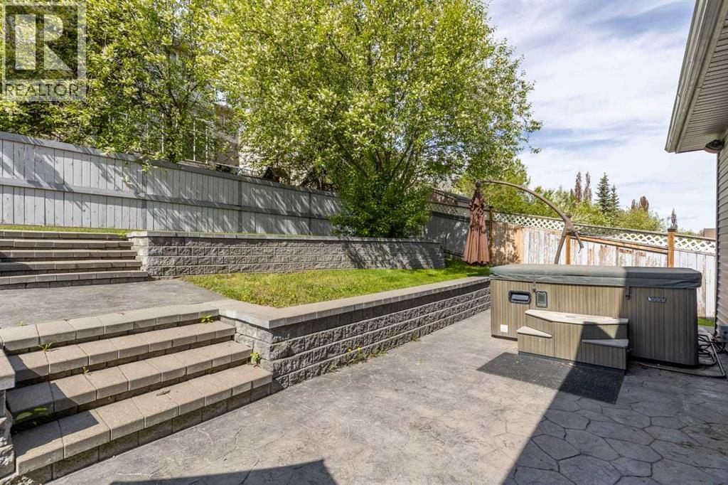25 Panamount Green NW, Calgary, Alberta  T3K 5R6 - Photo 37 - A2310944