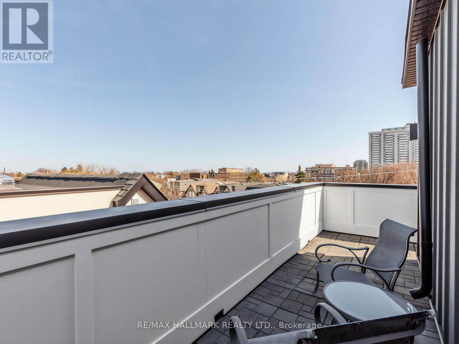 1 Thurloe Avenue, Toronto, Ontario  M4S 0B4 - Photo 28 - C12989118