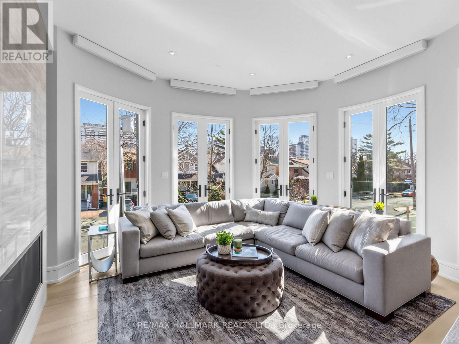 1 Thurloe Avenue, Toronto, Ontario  M4S 0B4 - Photo 8 - C12989118