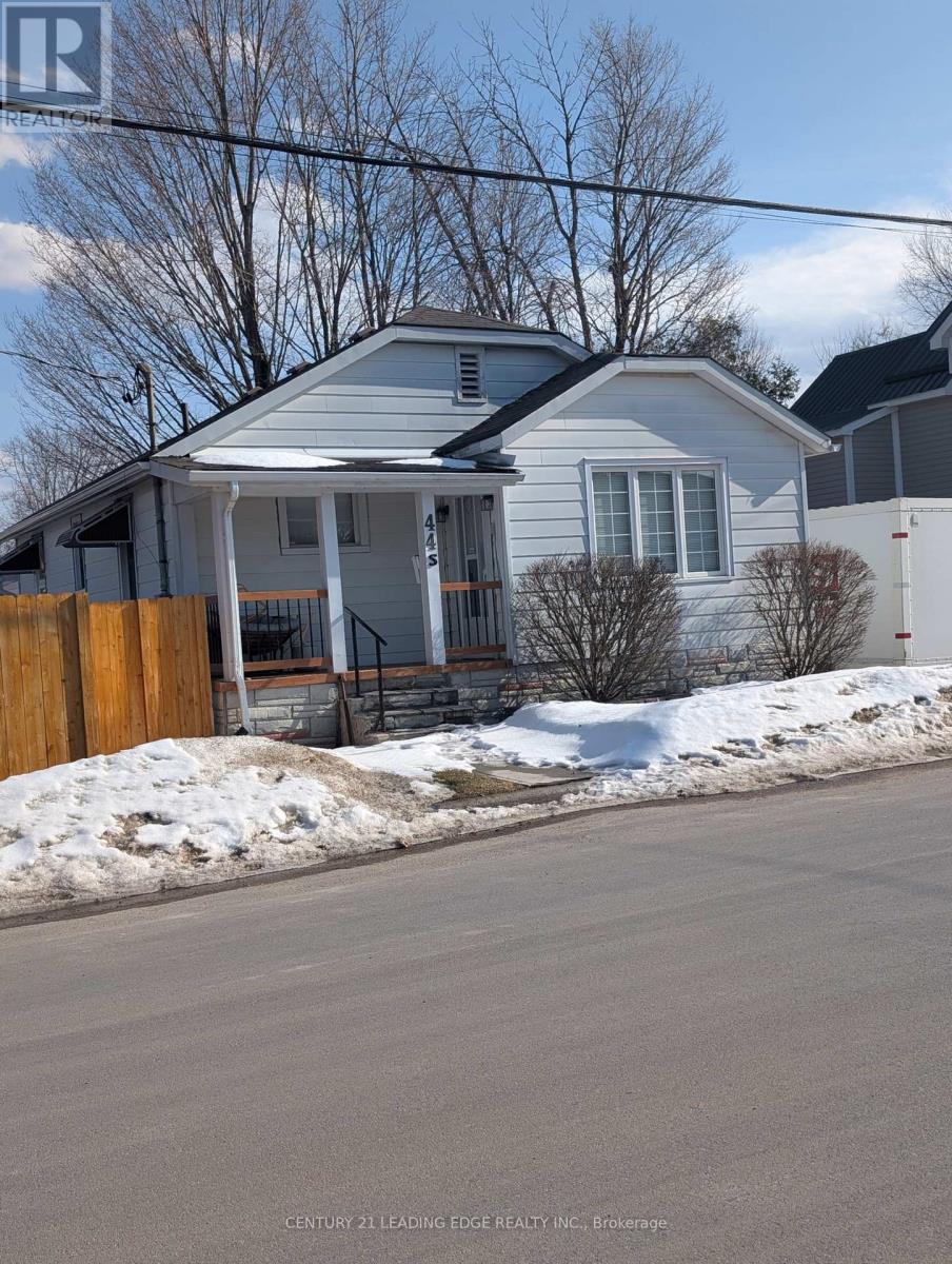 44 MACDONALD STREET S, Arnprior, Ontario