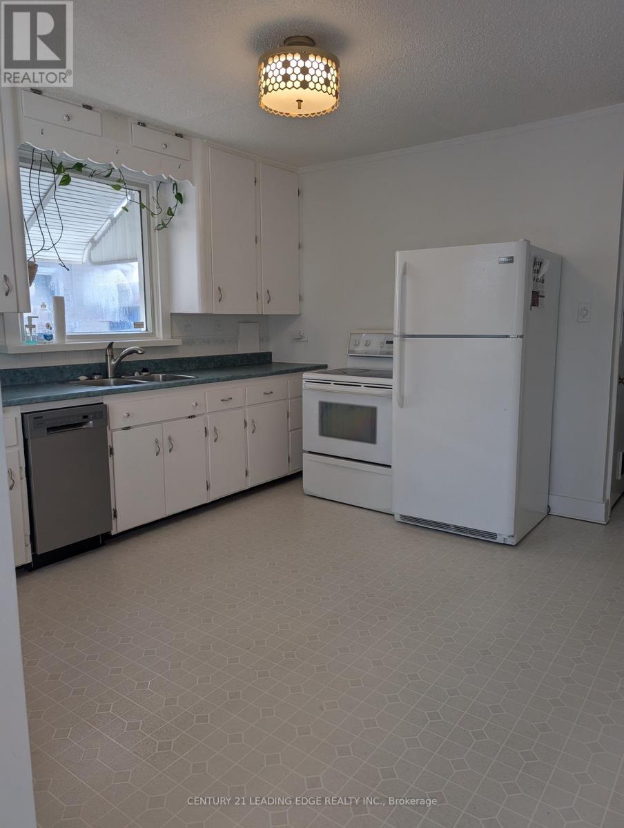 44 Macdonald Street S, Arnprior, Ontario K7S 2W5 - Photo 3 - X13167076