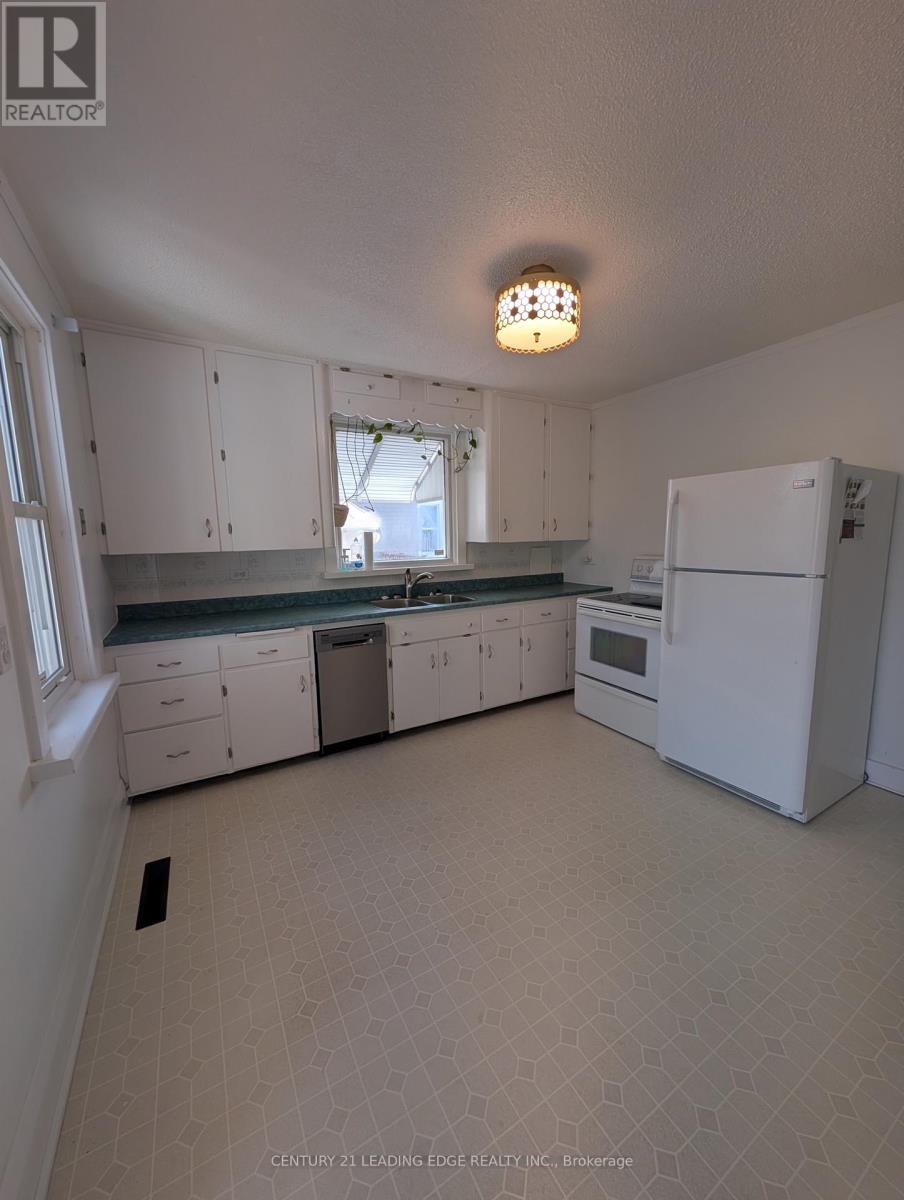 44 Macdonald Street S, Arnprior, Ontario K7S 2W5 - Photo 4 - X13167076