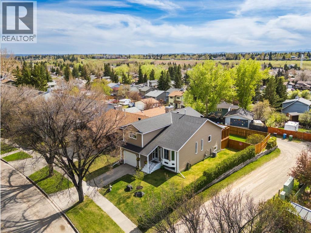 235 Deerview Drive SE, Calgary, Alberta  T2j 6w7 - Photo 2 - A2313339