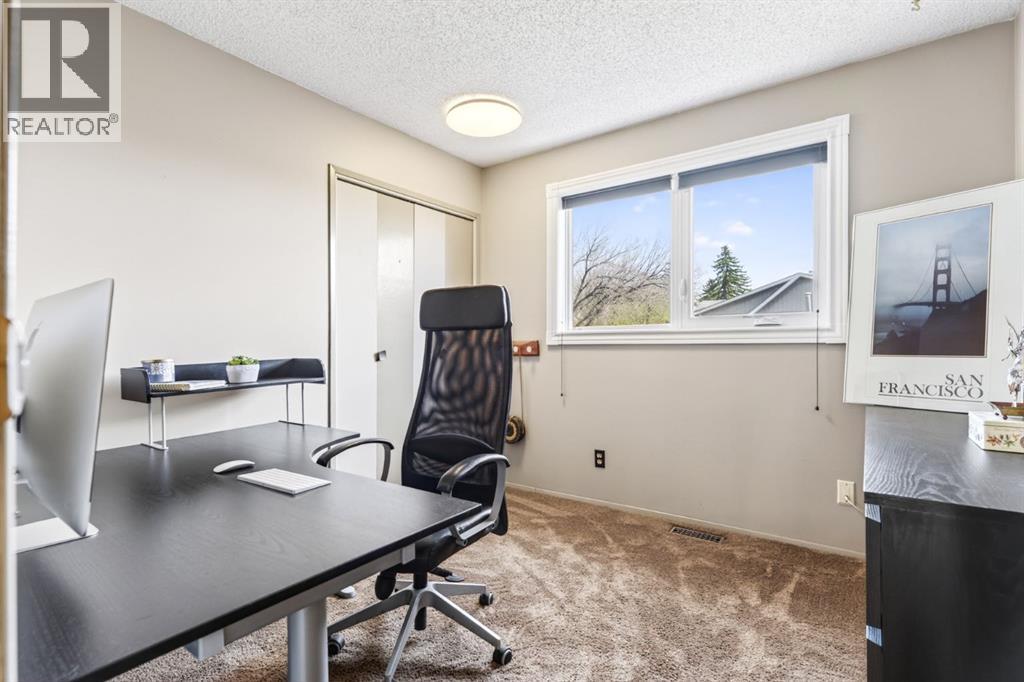 235 Deerview Drive SE, Calgary, Alberta  T2j 6w7 - Photo 33 - A2313339